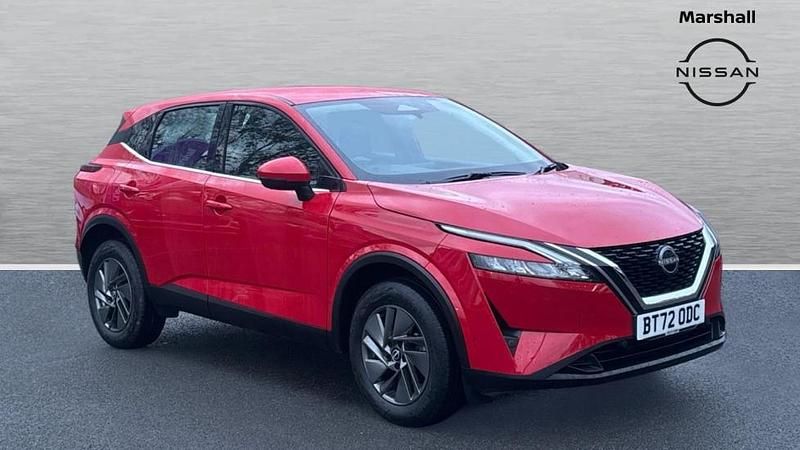 Used Nissan Qashqai Acenta Premium 158 HP (116 kW) 2022 Red SUV
