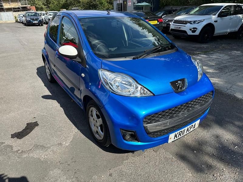 Used Peugeot 107 Sportium 68 HP (50 kW) 2011 Blue Hatchback
