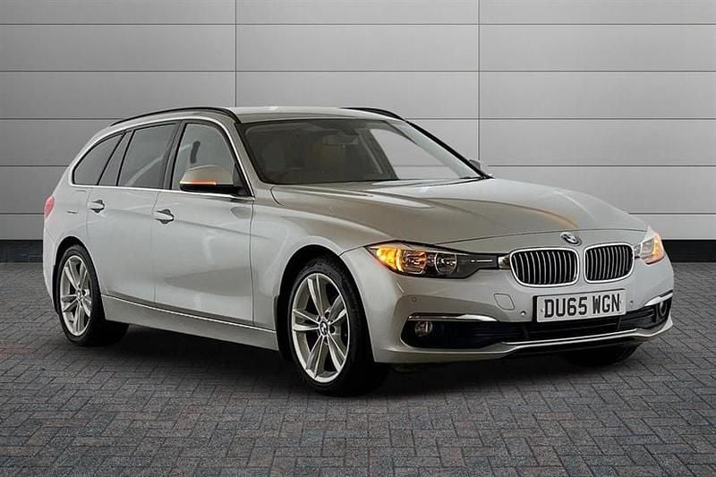 Glacier silver Used 2015 BMW 320 Luxury Line | £12,990 (Good price) - Image 1/4