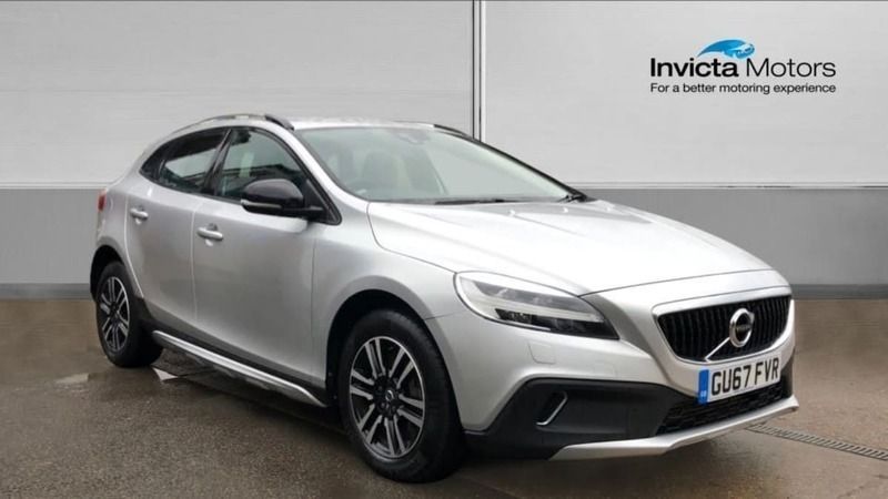 Sold Volvo V40 CC T3 152hp Petrol . - used cars for sale