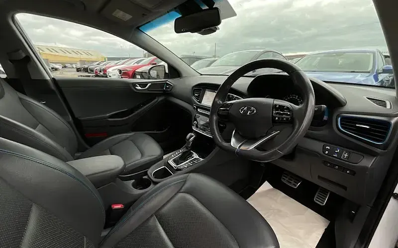 Usado Hyundai Ioniq Premium SE 141 CV (103 kW) 2019 Utilitario