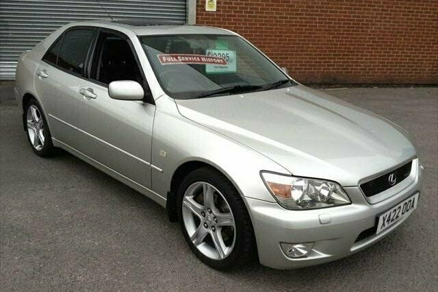 Used Lexus IS200 153 HP (112 kW) 2000 Sedan