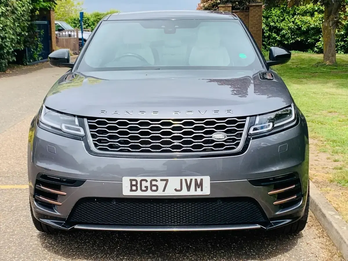Used Land Rover Range Rover Velar SE Dynamic 236 HP (173 kW) 2017 Grey SUV
