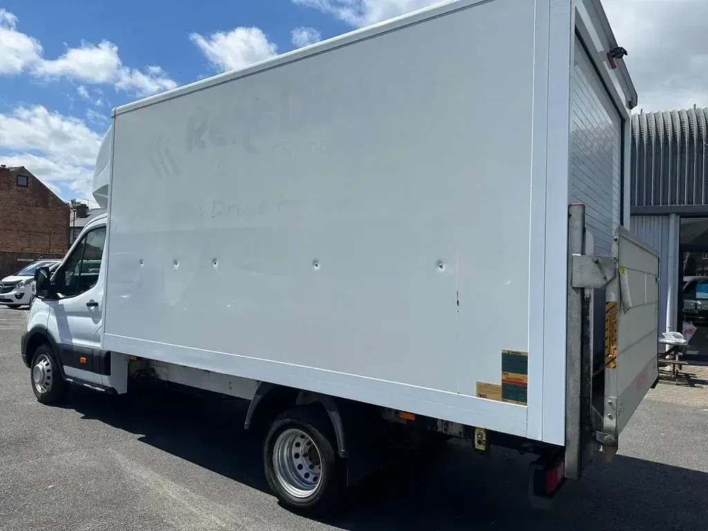 Used Ford Transit S 130 HP (95 kW) 2021 White Van