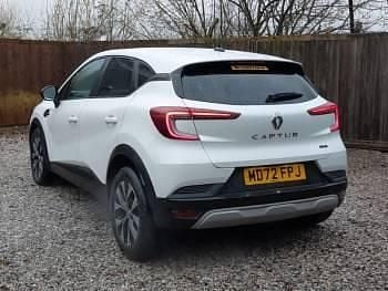 Used Renault Captur Evolution 142 HP (104 kW) 2023 White SUV