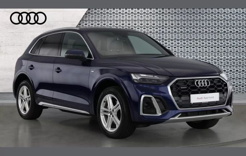 Blue Used 2024 Audi Q5 S-Line SUV | £39,333 (Fair price) - Image 1/4