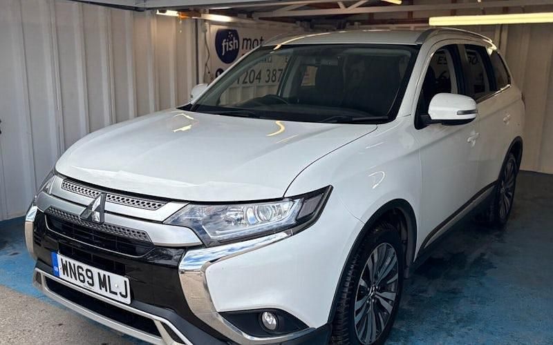 Usado Mitsubishi Outlander 150 HP (110 kW) 2020 SUV