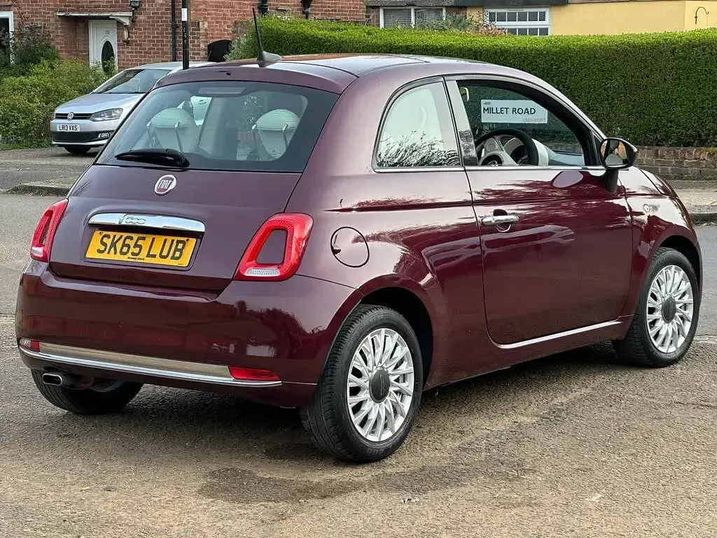 Used Fiat 500 Lounge 69 HP (50 kW) 2015 Red Hatchback