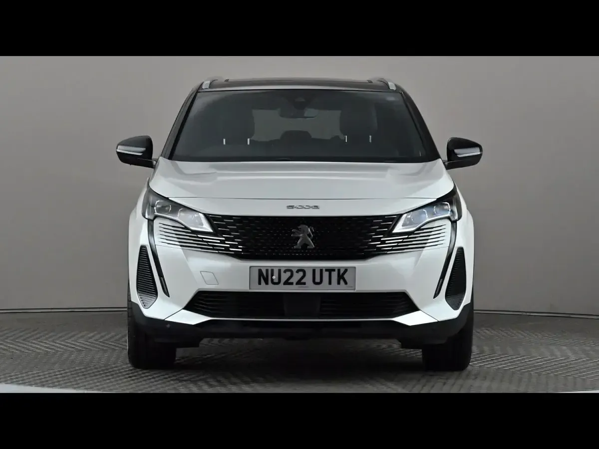Used Peugeot 5008 GTi 131 HP (96 kW) 2022 White SUV