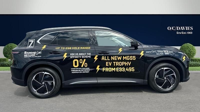Used MG MG5 EV Trophy 2025 Black Estate