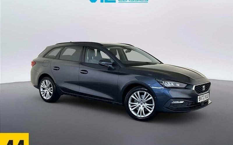 Begagnad Seat Leon SE Dynamic 116 HK (85 kW) 2023 Grå Kombi