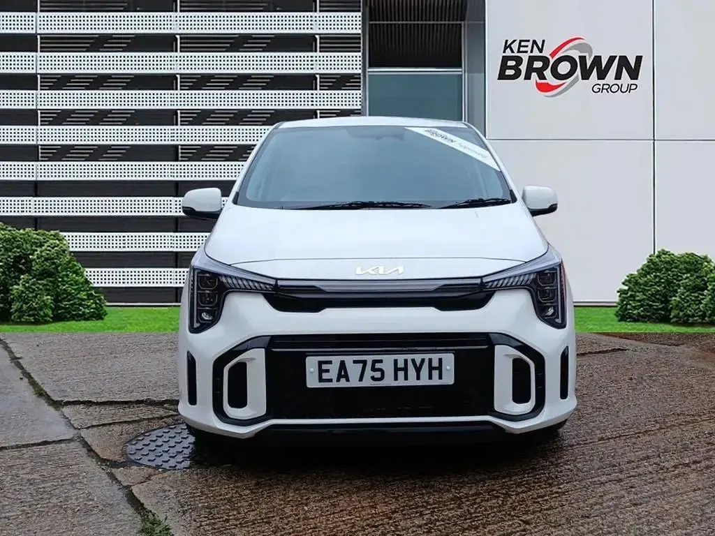 Used Kia Picanto GT-Line 69 HP (50 kW) 2025 White Hatchback