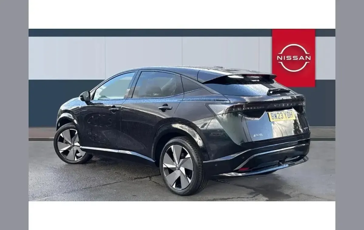 Usado Nissan Ariya Evolve 225 kW (306 HP) 2023 Verde SUV