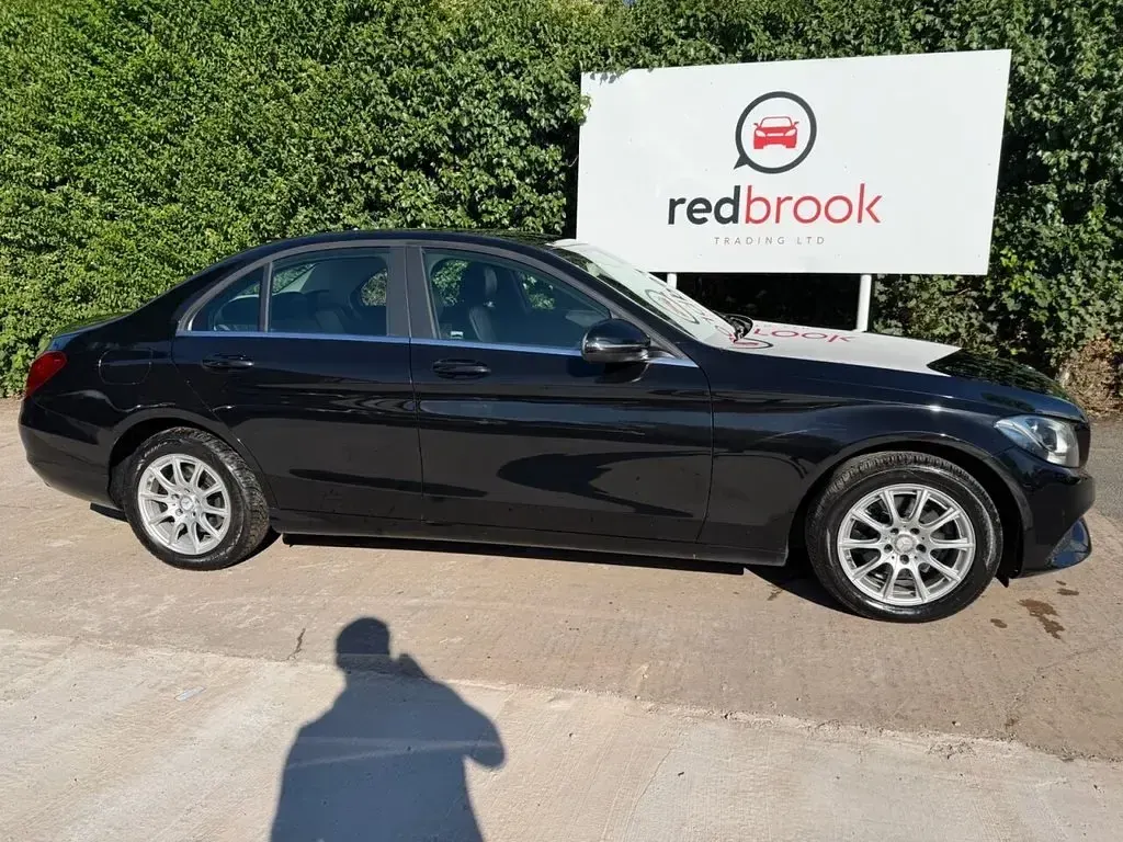 Used Mercedes C220 SE 2016 Black Sedan
