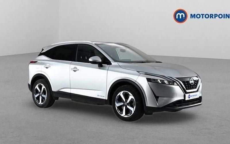 Used Nissan Qashqai N-Connecta 190 HP (139 kW) 2023 Silver SUV
