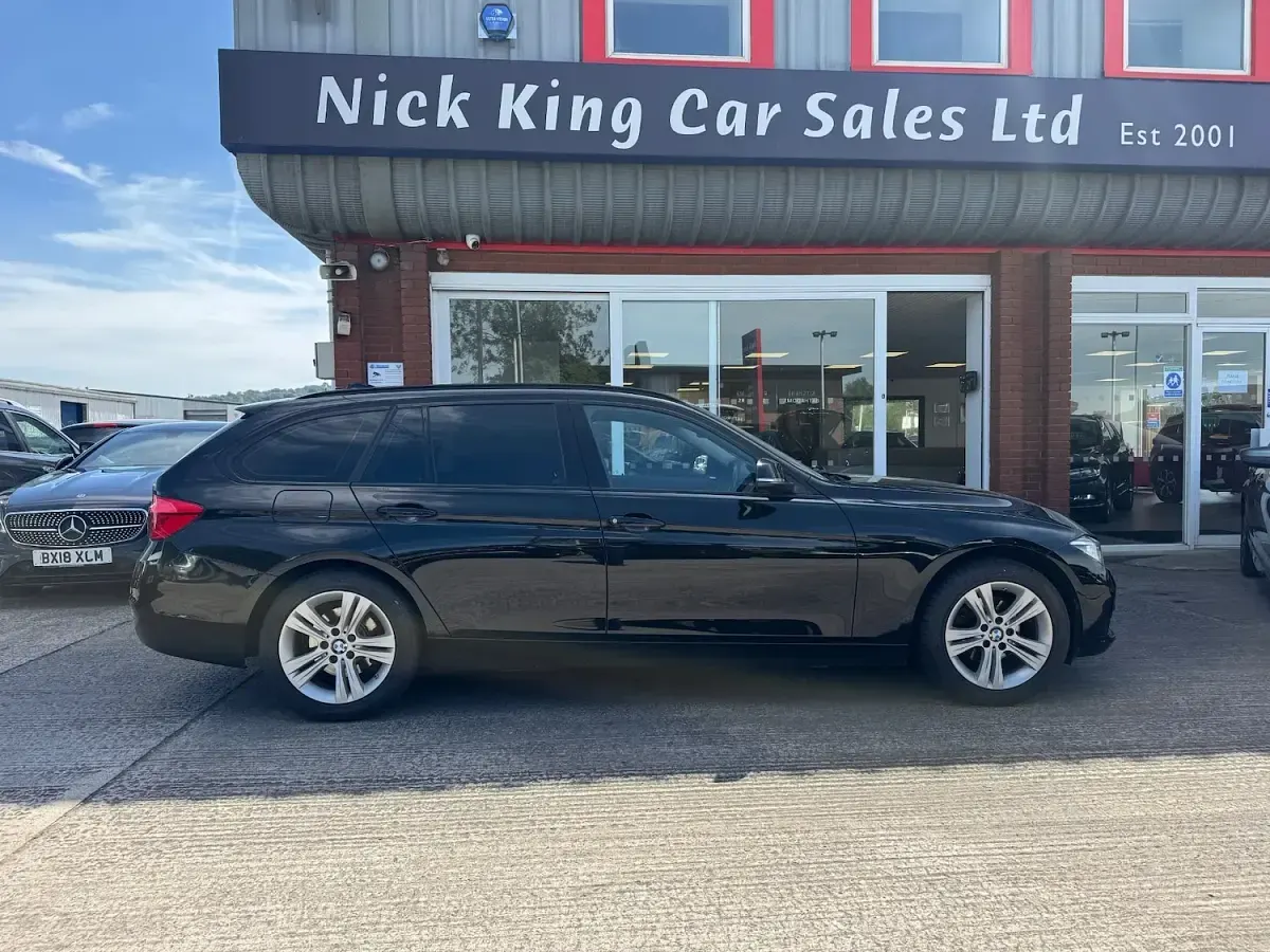 Used BMW 316 Sport Line 2019 Black Estate