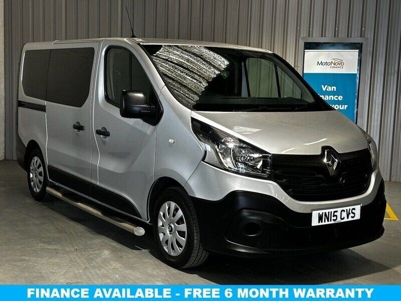 Silver Used 2015 Renault Trafic Business Van | £10,985 (Fair price) - Image 1/4