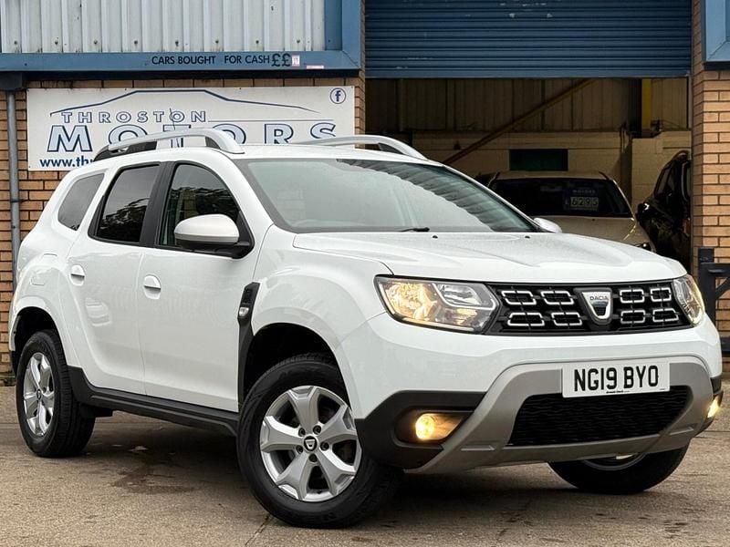 Used Dacia Duster Comfort 2019 White Hatchback