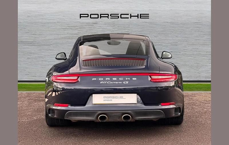 Begagnad Porsche 911 420 HK (308 kW) 2016 Blå Sportkupé