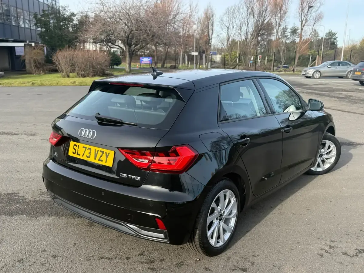 Usado Audi A1 Sport 2023 Negro SUV