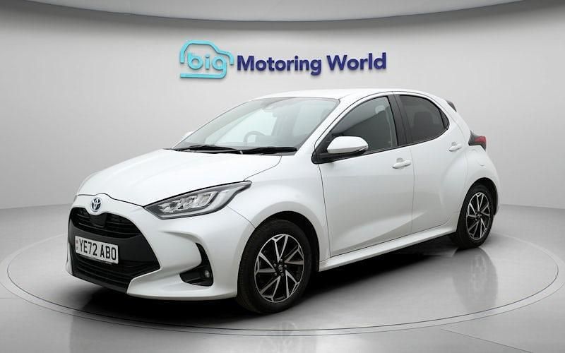 Used Toyota Yaris Hybrid Design 116 HP (85 kW) 2026 Hatchback