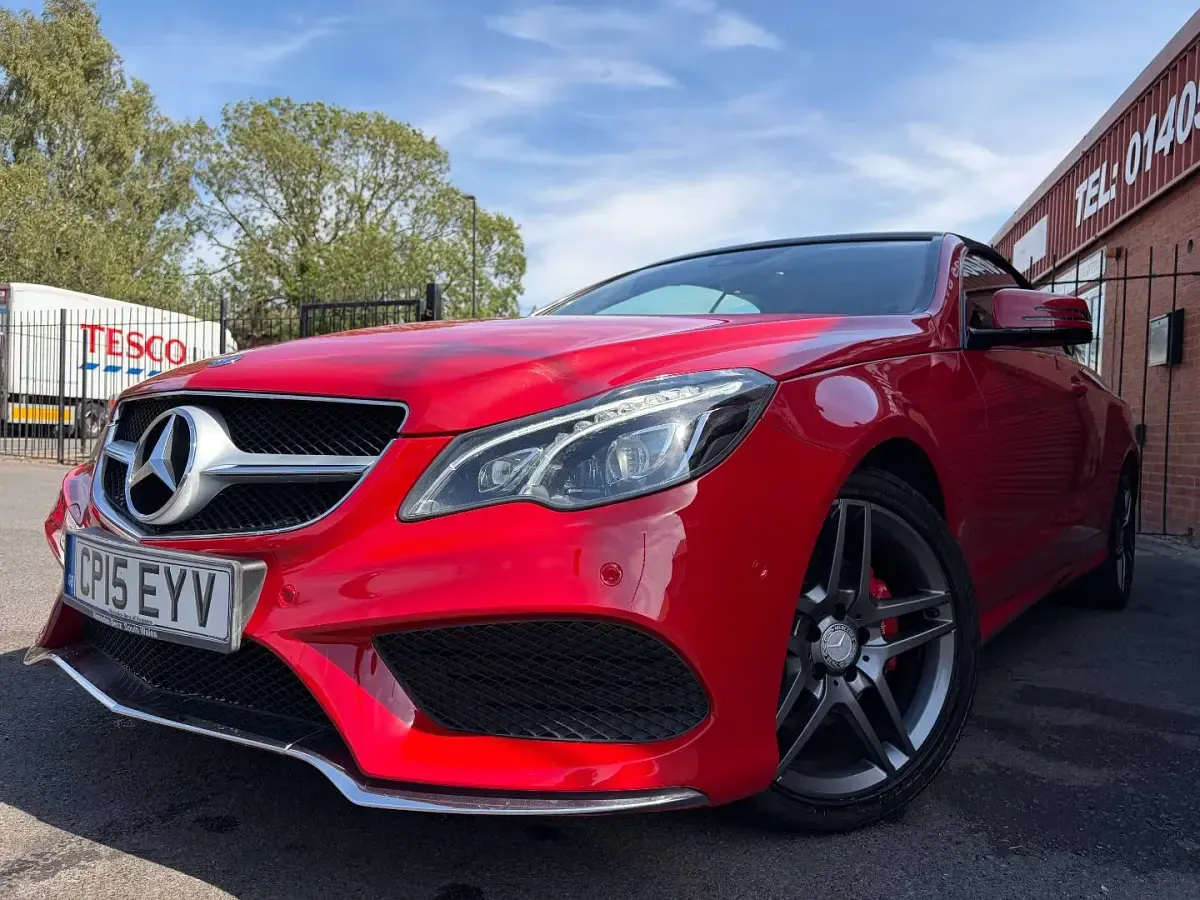 Used Mercedes E220 AMG line 177 HP (130 kW) 2015 Red Cabriolet