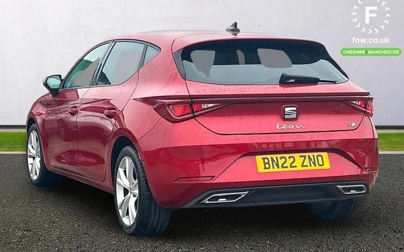 Used Seat Leon FR 131 HP (96 kW) 2022 Red Hatchback