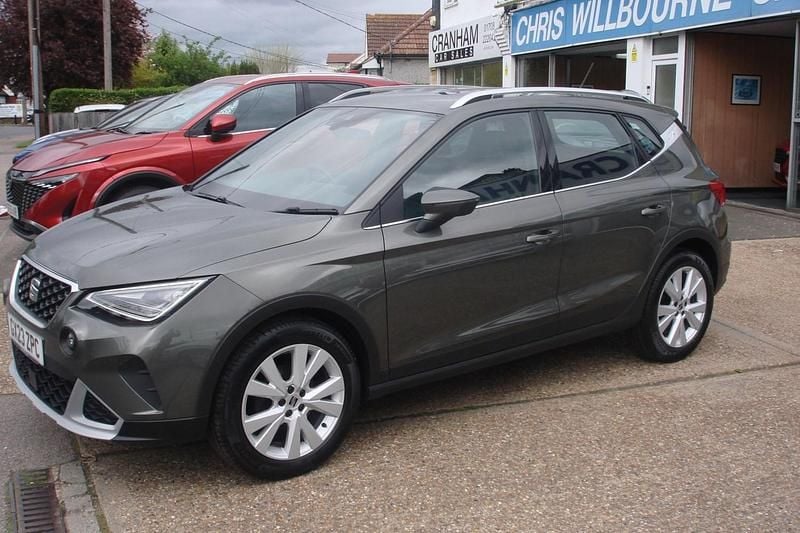 Used Seat Arona Xperience 2023 Cliff grey metallic SUV
