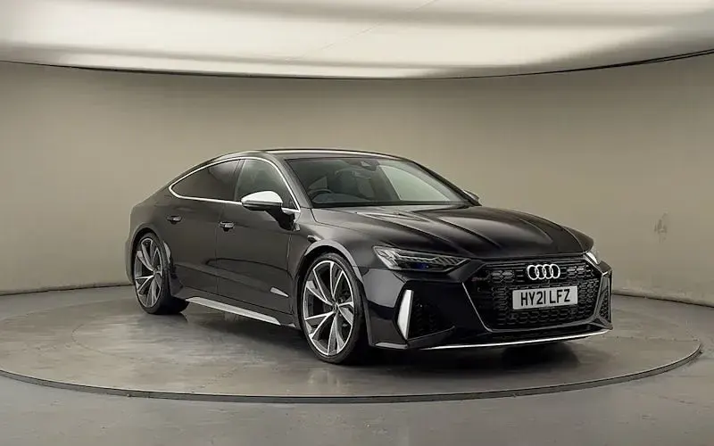 Käytetty Audi RS7 Sportback Comfort 600 HP (441 kW) 2021 Viistoperä
