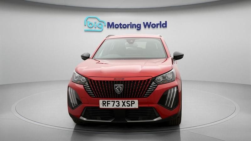 Used Peugeot 2008 Allure 129 HP (94 kW) 2023 Red SUV