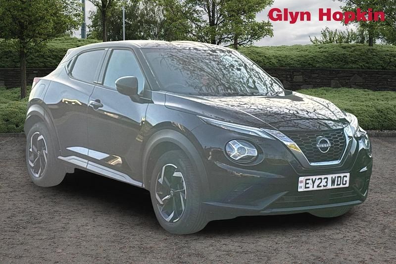Used Nissan Juke N-Connecta 114 HP (83 kW) 2023 Black SUV