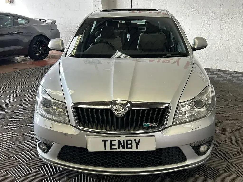 Used Skoda Octavia vRS 170 HP (125 kW) 2011 Silver Hatchback