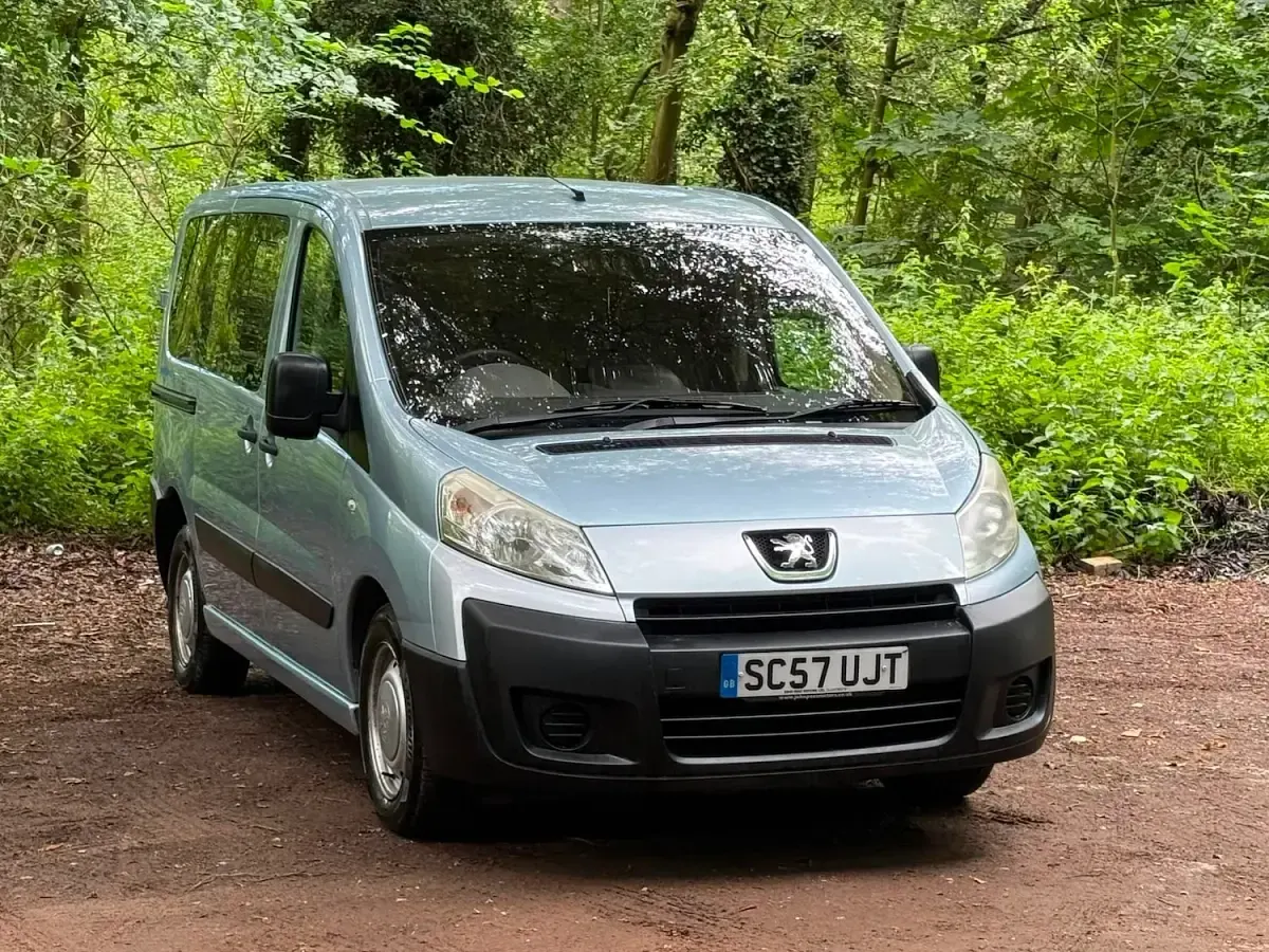 Used Peugeot TePee Comfort 2008 Blue MPV