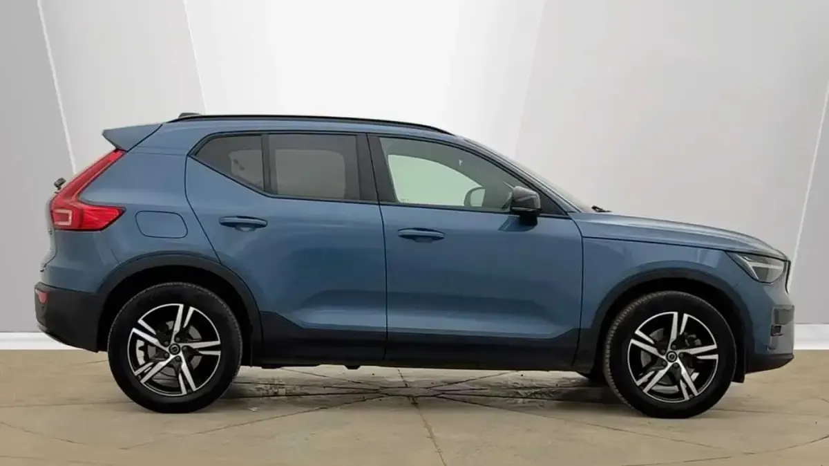 Used Volvo XC40 Plus 163 HP (119 kW) 2024 SUV