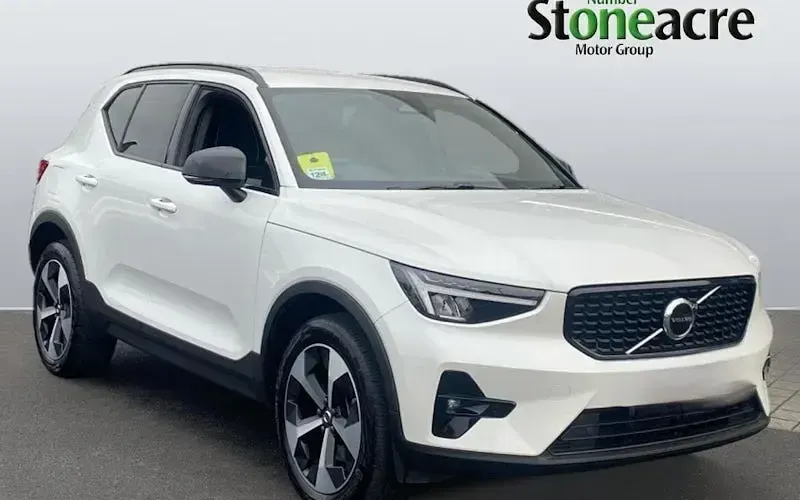 Used Volvo XC40 Plus 163 HP (119 kW) 2027 SUV