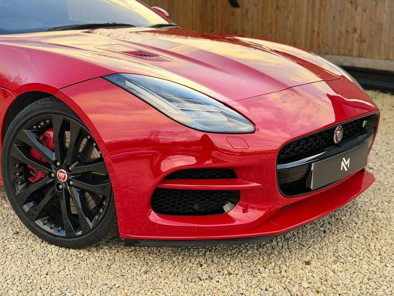 Used Jaguar F-Type Supercharged 2019 Red Cabriolet