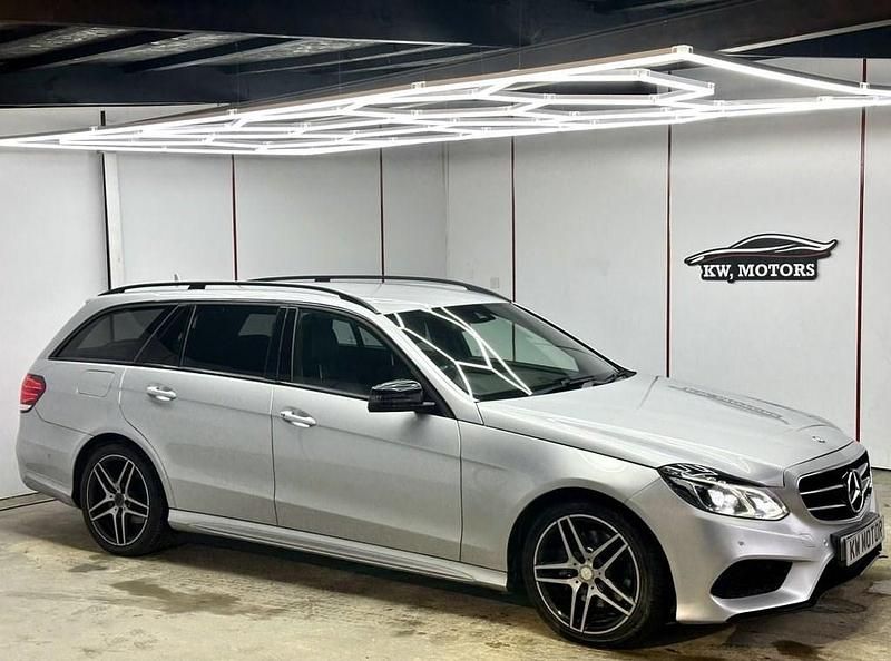 Used Mercedes E220 AMG 174 HP (127 kW) 2015 Silver Estate