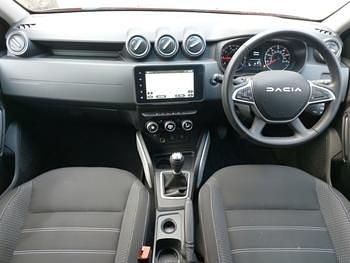 Used Dacia Duster Journey 90 HP (66 kW) 2023 Orange SUV