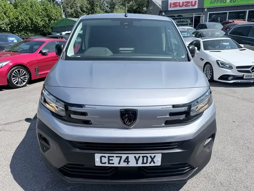 Used Peugeot Partner 131 HP (96 kW) 2024 Grey MPV
