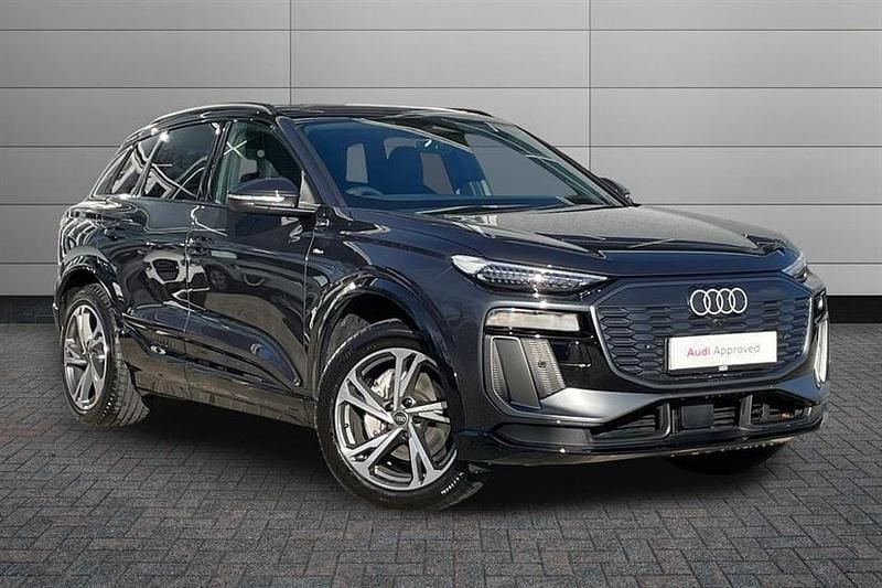 Used 2025 Audi Q6 e-tron S-Line 388 HP SUV – (Dealer) – £51,395 (Super ...