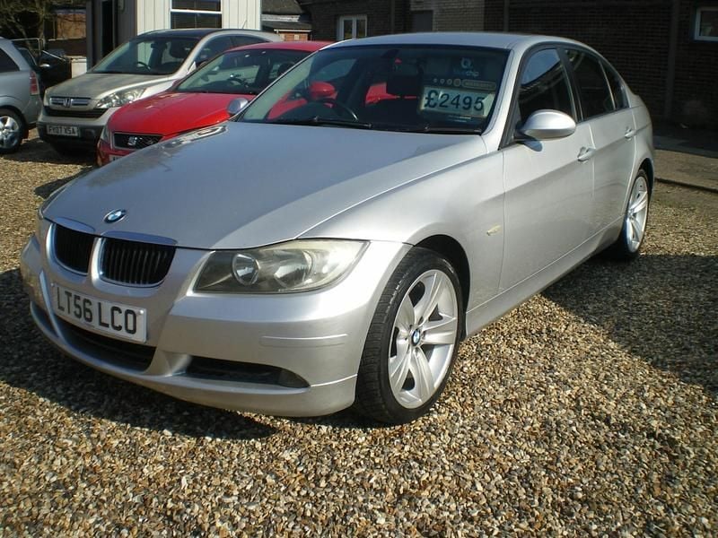 Silver Used 2006 BMW 320 Sedan | £2,695 (A bit pricey) - Image 1/4