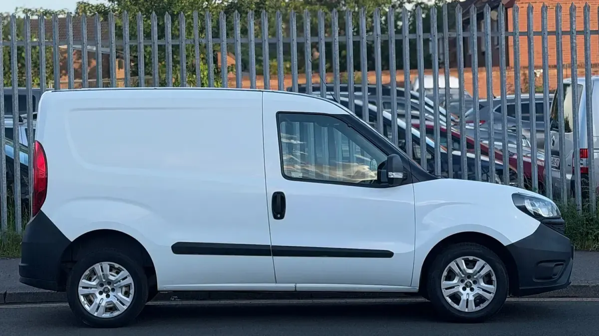 Used Fiat Doblò 2019 White MPV