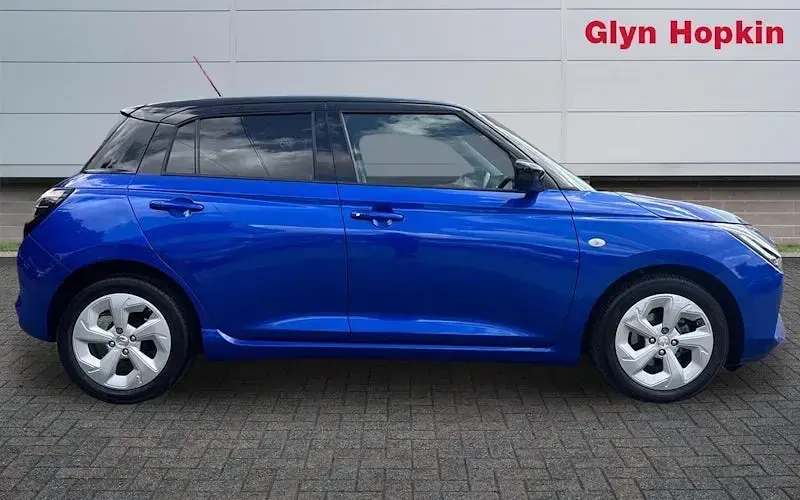 Used Suzuki Swift 82 HP (60 kW) 2025 Blue Hatchback