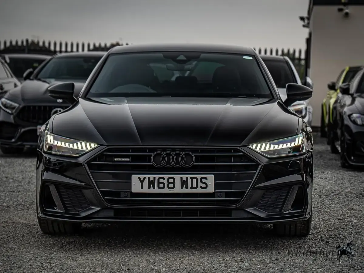 Used Audi A7 Sportback S-Line 231 HP (169 kW) 2019 Black Hatchback