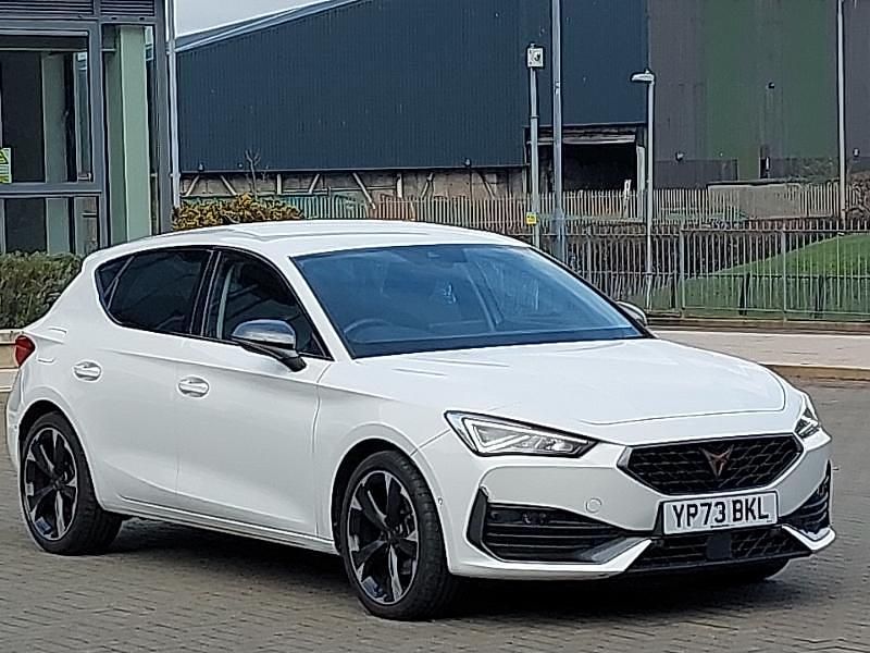 Used Cupra Leon 150 HP (110 kW) 2024 White Hatchback