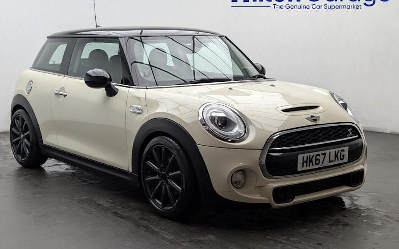 Used Mini Cooper S Hatch 192 HP (141 kW) 2017 White Hatchback