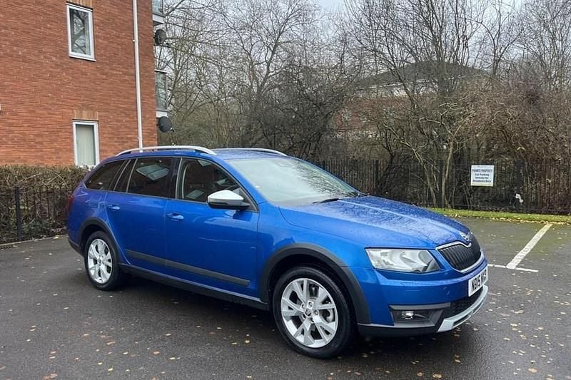 Used Skoda Octavia Scout Scout 4x4 184 HP (135 kW) 2015 Estate