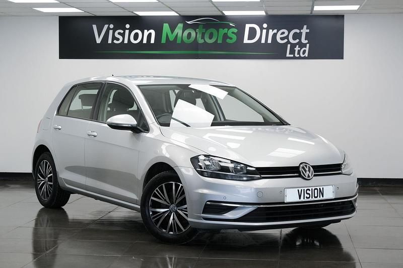 Used VW Golf VII SE 115 HP (84 kW) 2018 Silver Hatchback