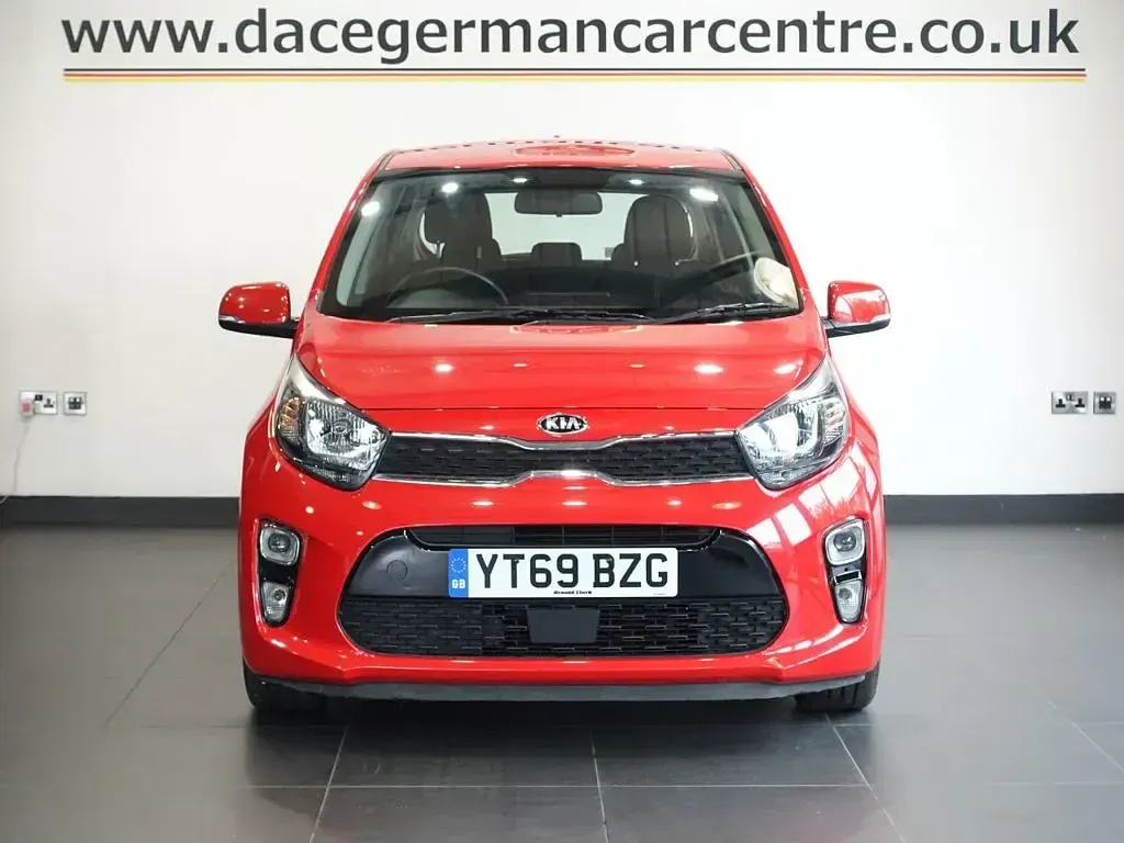 Used Kia Picanto 83 HP (61 kW) 2019 Red Hatchback