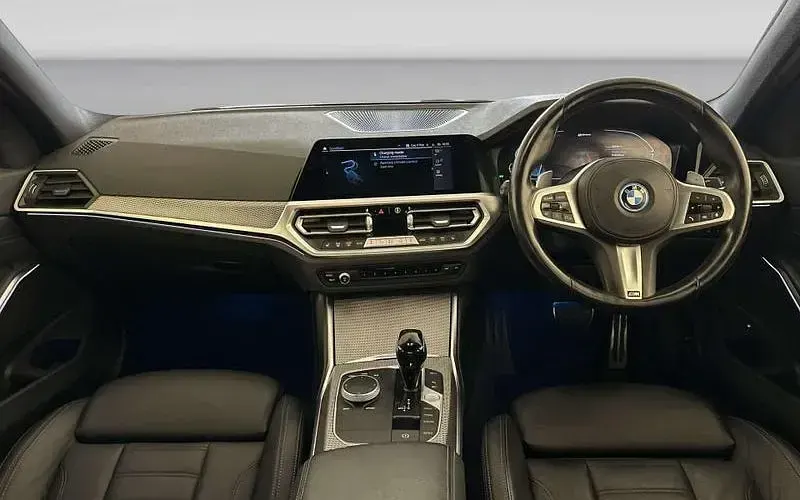 Used BMW 330e M Sport 292 HP (214 kW) 2022 White Sedan